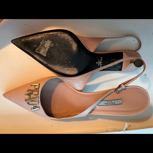 Prada leather sling back pumps in nude/pink size 41